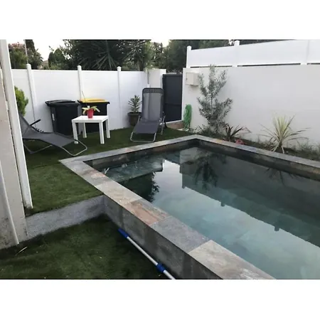 Avec Piscine Privative Apartman