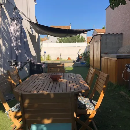 Apartment Avec Piscine Privative *
